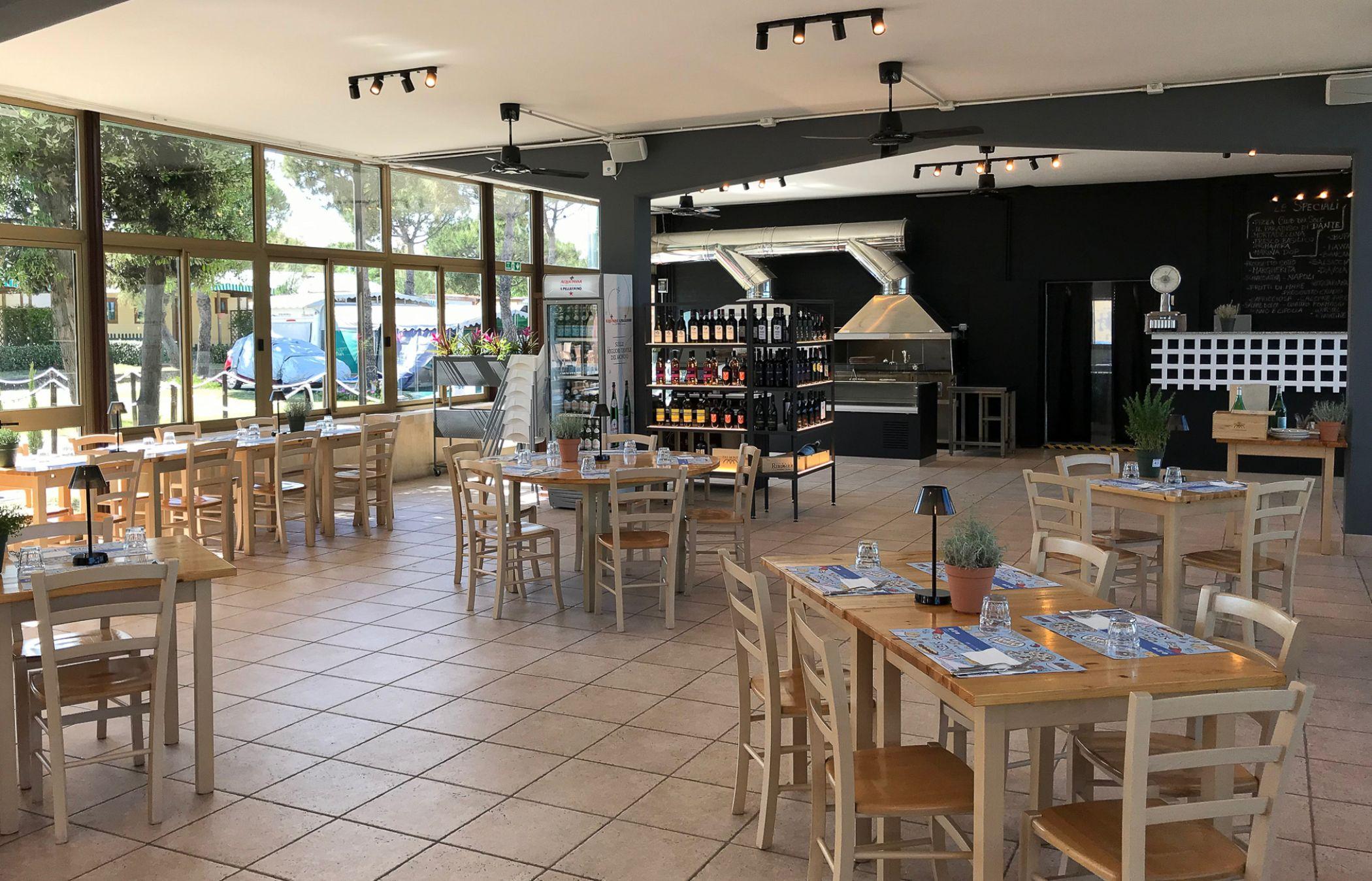 Club Del Sole Pini Boutique Resort Punta Marina Kültér fotó