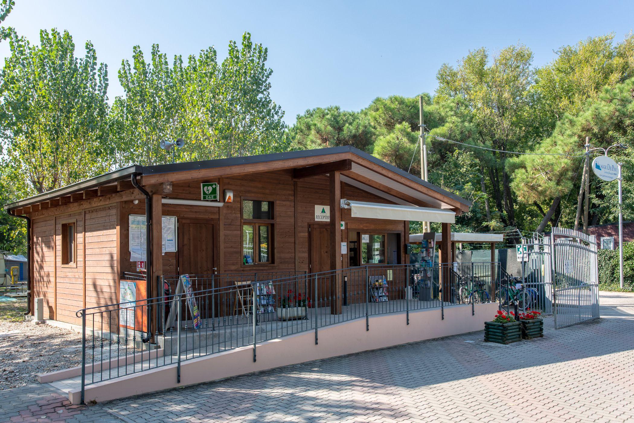 Club Del Sole Pini Boutique Resort Punta Marina Kültér fotó