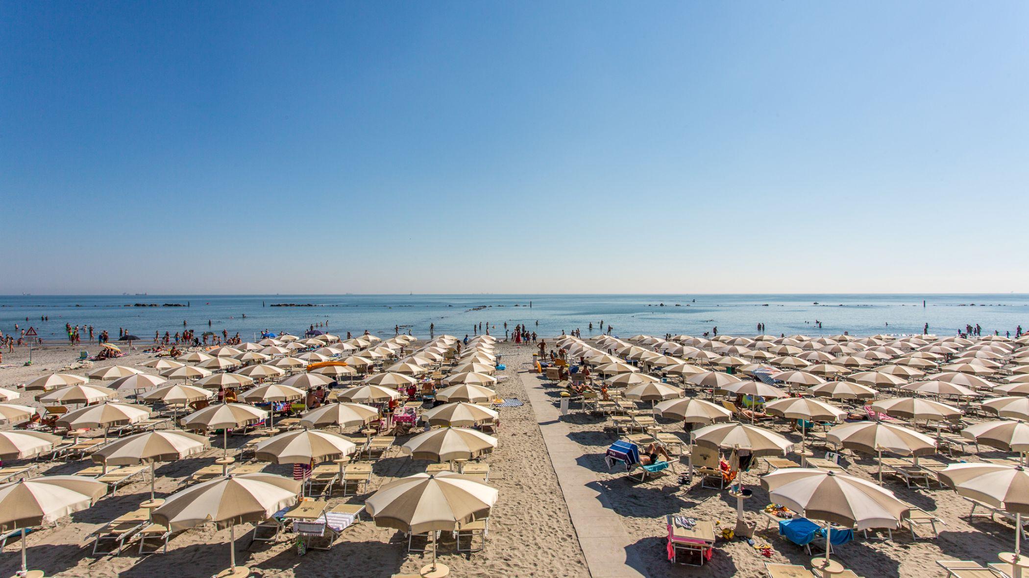 Club Del Sole Pini Boutique Resort Punta Marina Kültér fotó